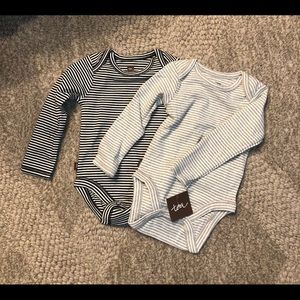 Tea collection NWOT 3-6 month long sleeved onesie
